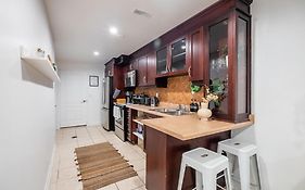 Basement Suite With Private Patio In Davenport